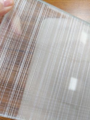 Ντουλάπα 6mm τοποθετημένο σε στρώματα γυαλί