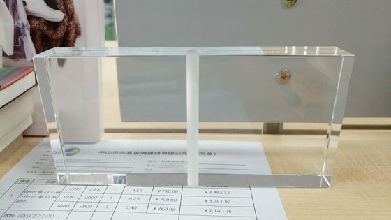 Το κτίριο γραφείων SGCC 19mm βλέπει μέσω του φραγμού γυαλιού