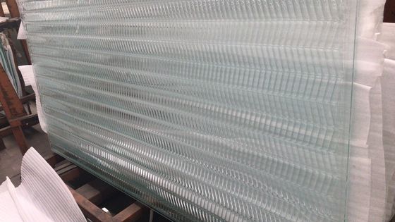 Ο χαμηλός κλίβανος χωρισμάτων ικανότητας ακτινοβολίας ελίωσε τα φύλλα γυαλιού συνήθειας 10mm